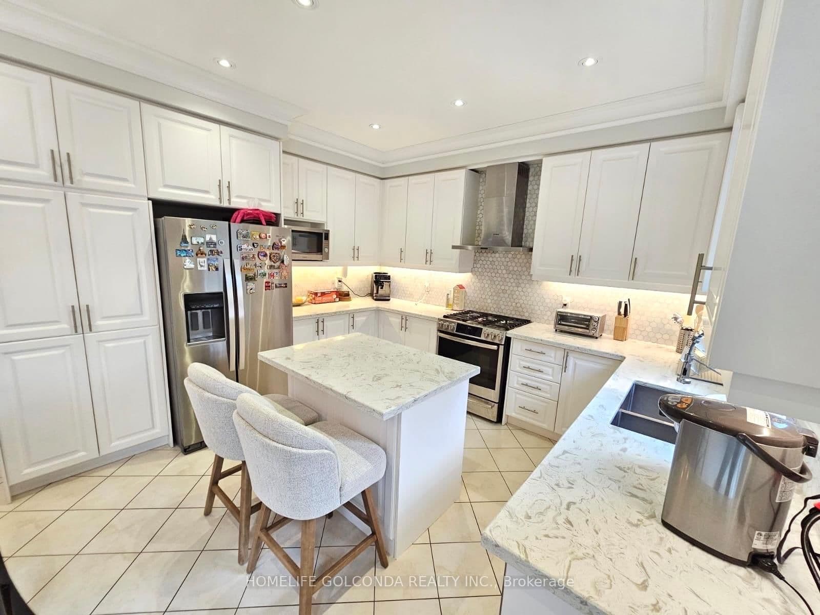 3252 Larry Crescent thumbnail 12