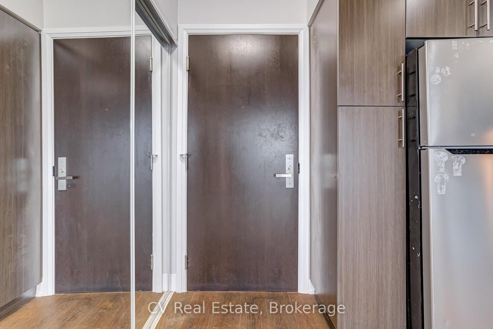 65 Speers Road, Unit 602 thumbnail 12