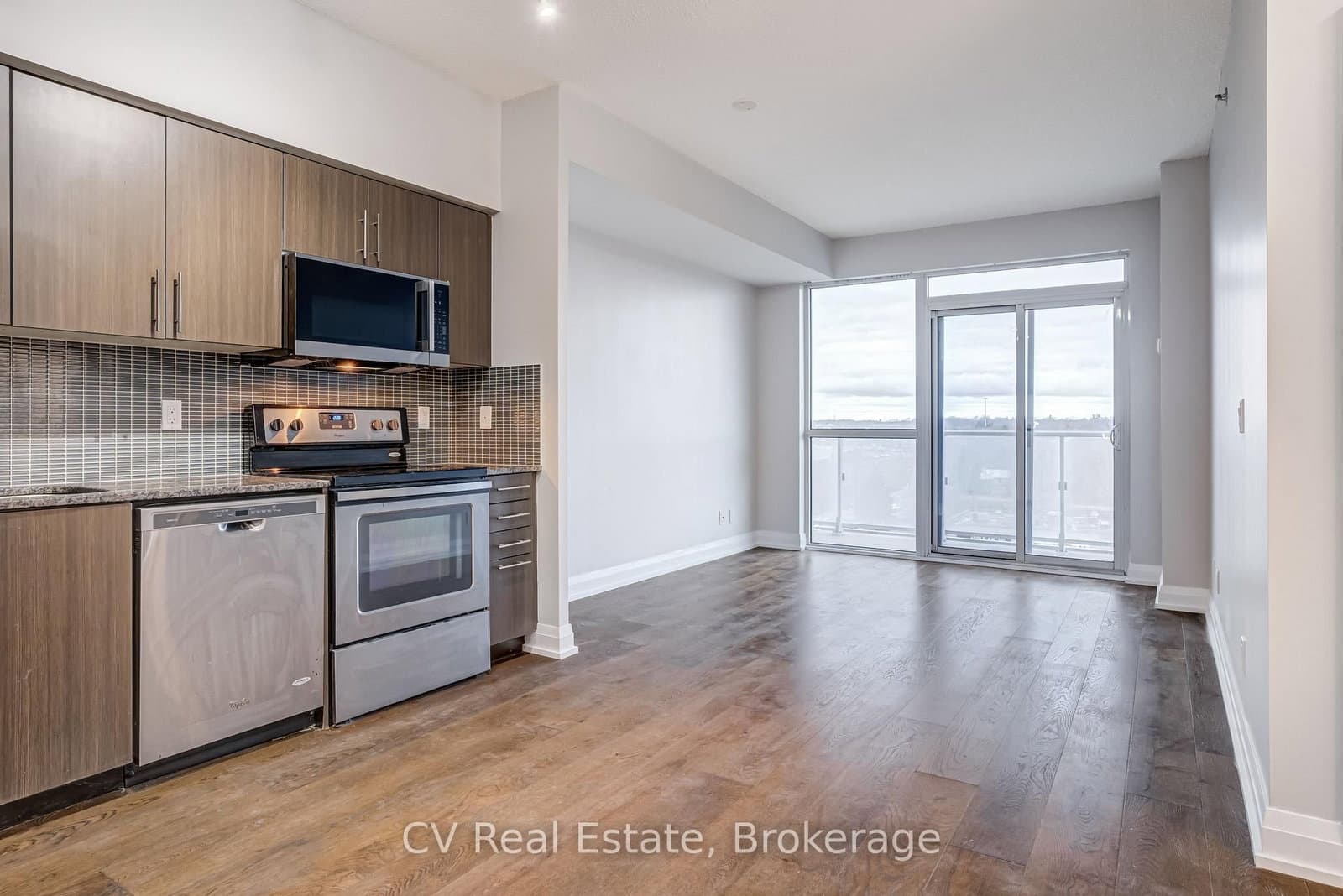 65 Speers Road, Unit 602 thumbnail 13