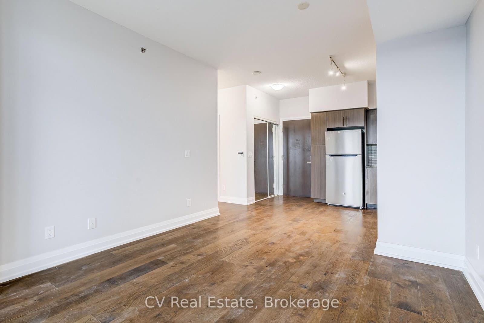65 Speers Road, Unit 602 thumbnail 20