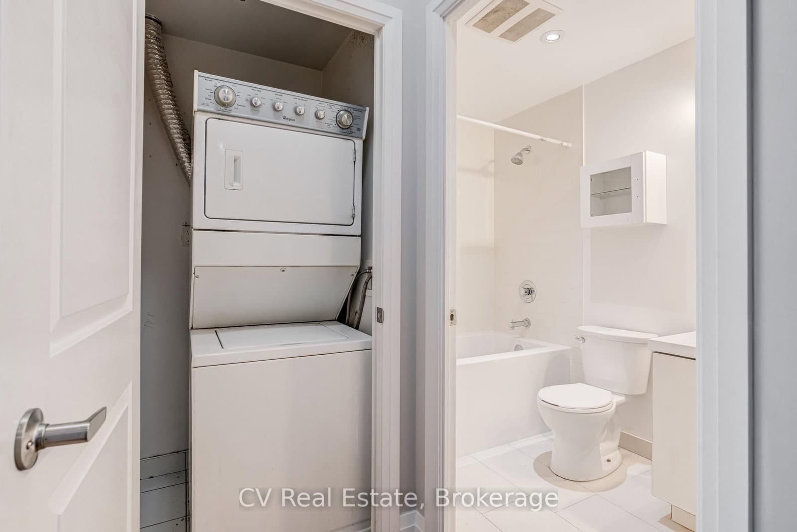 65 Speers Road, Unit 602 thumbnail 26