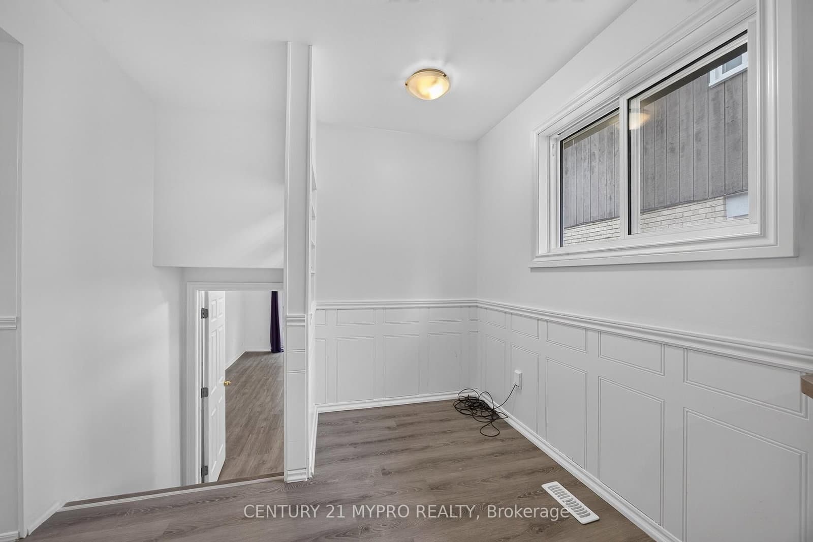2501 Cobbinshaw Circle thumbnail 12