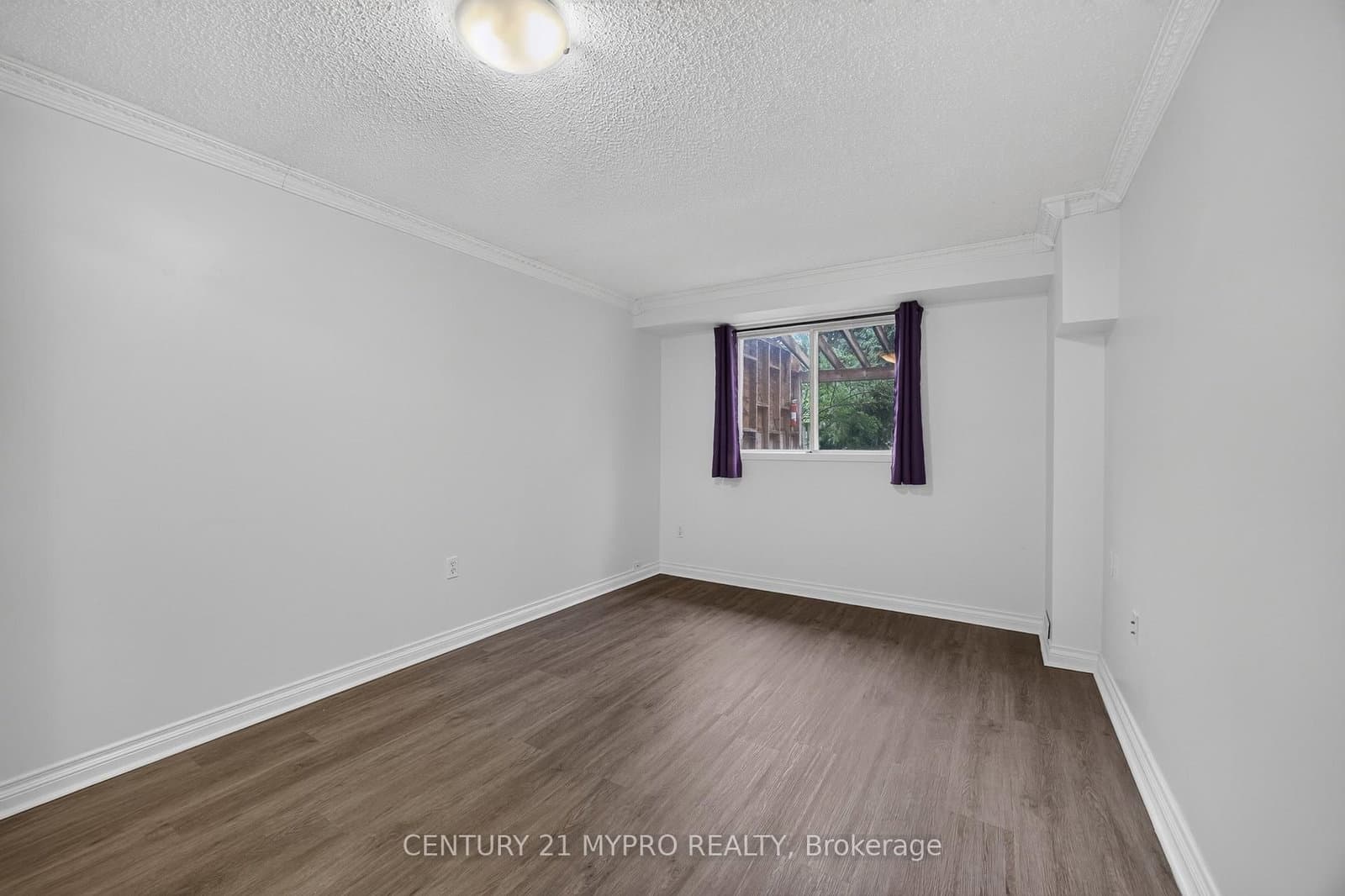 2501 Cobbinshaw Circle thumbnail 15