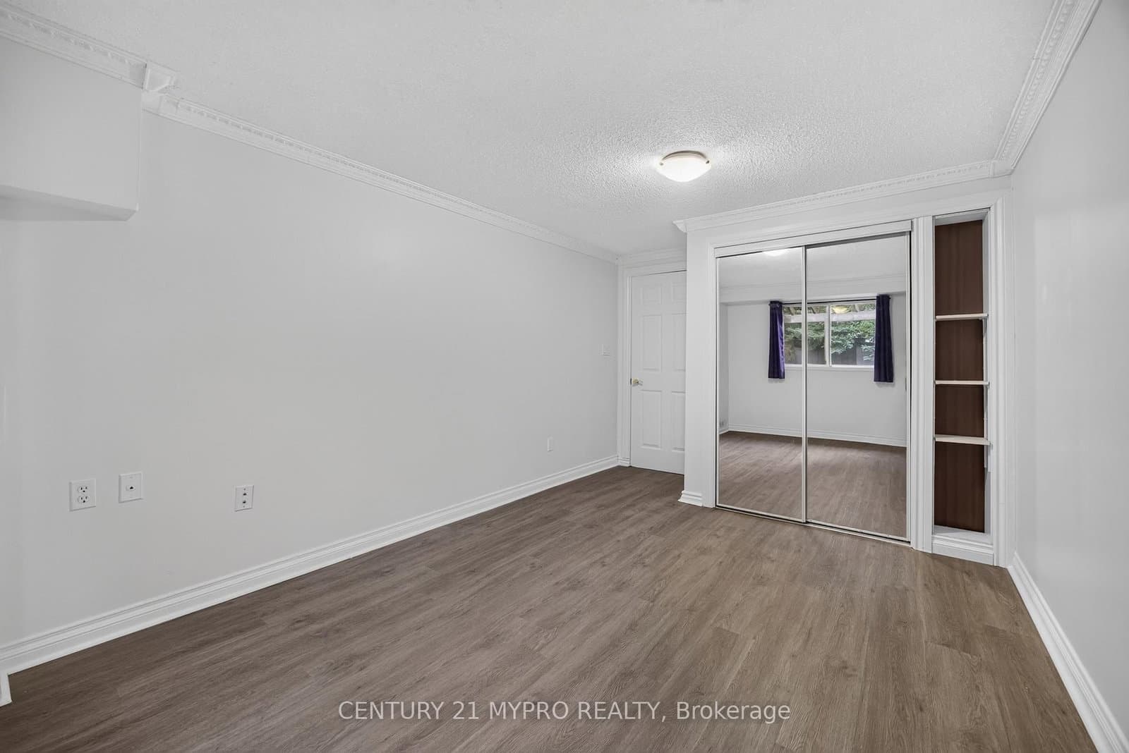 2501 Cobbinshaw Circle thumbnail 16