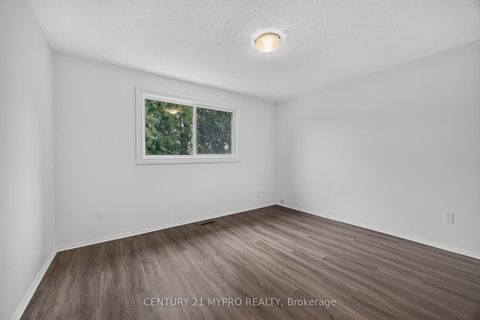 2501 Cobbinshaw Circle thumbnail 20