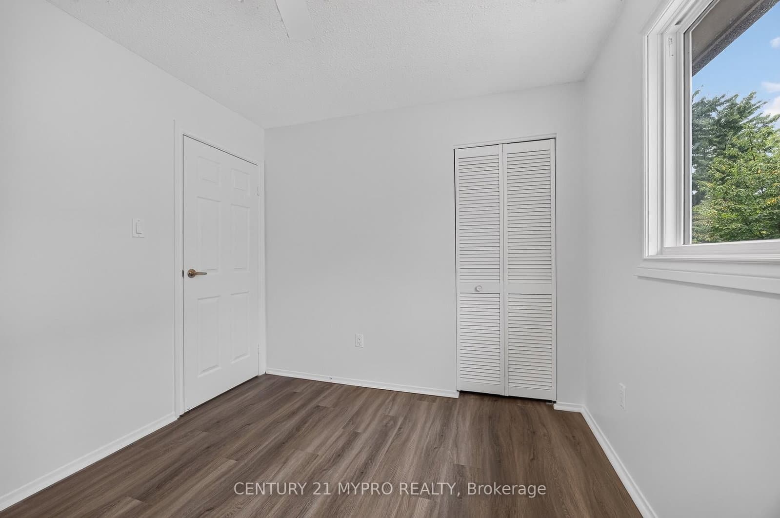 2501 Cobbinshaw Circle thumbnail 24