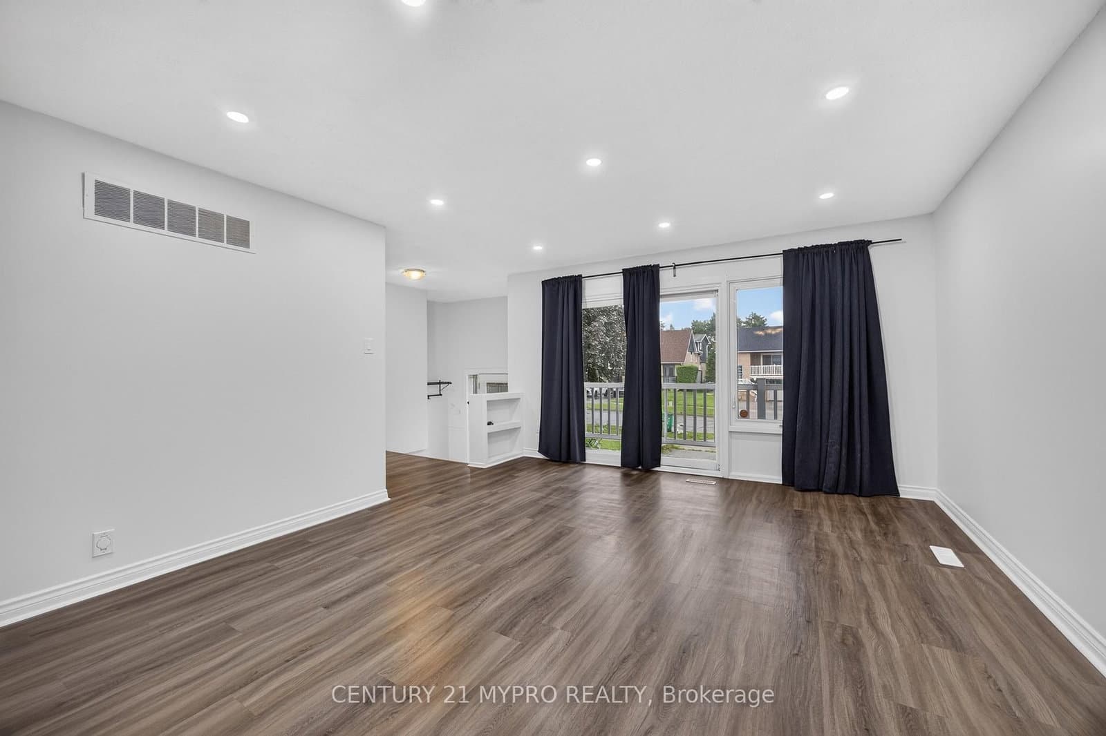 2501 Cobbinshaw Circle thumbnail 6