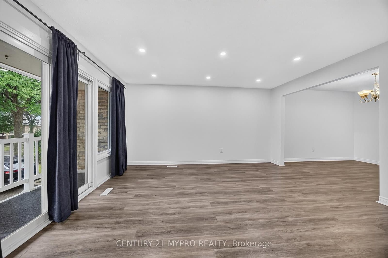 2501 Cobbinshaw Circle thumbnail 7