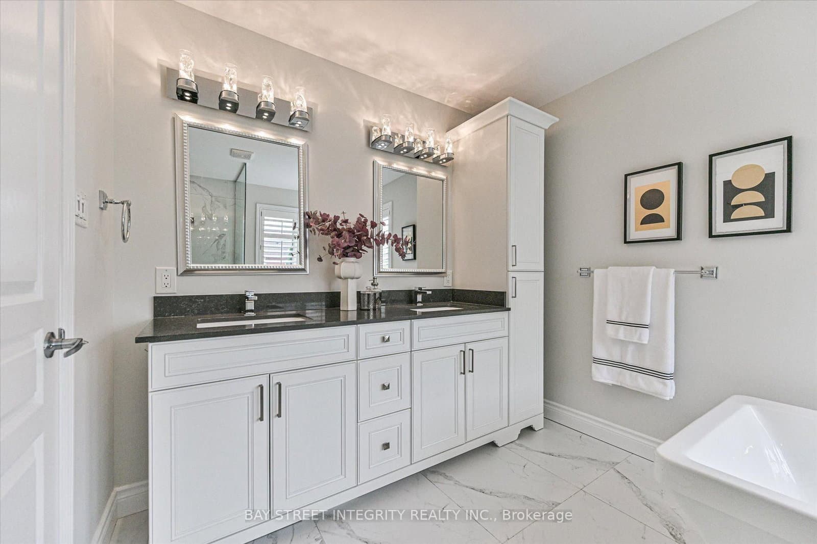 210 Milkweed Way thumbnail 32