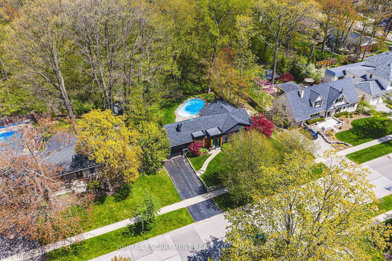 327 Goodram Drive thumbnail 49