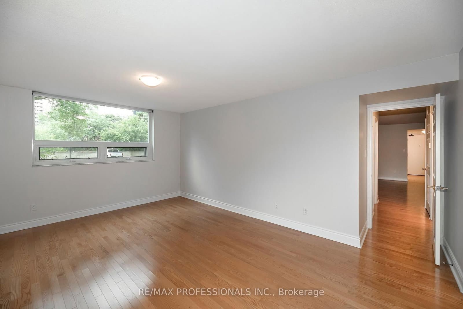 95 La Rose Avenue, Unit 105 thumbnail 20