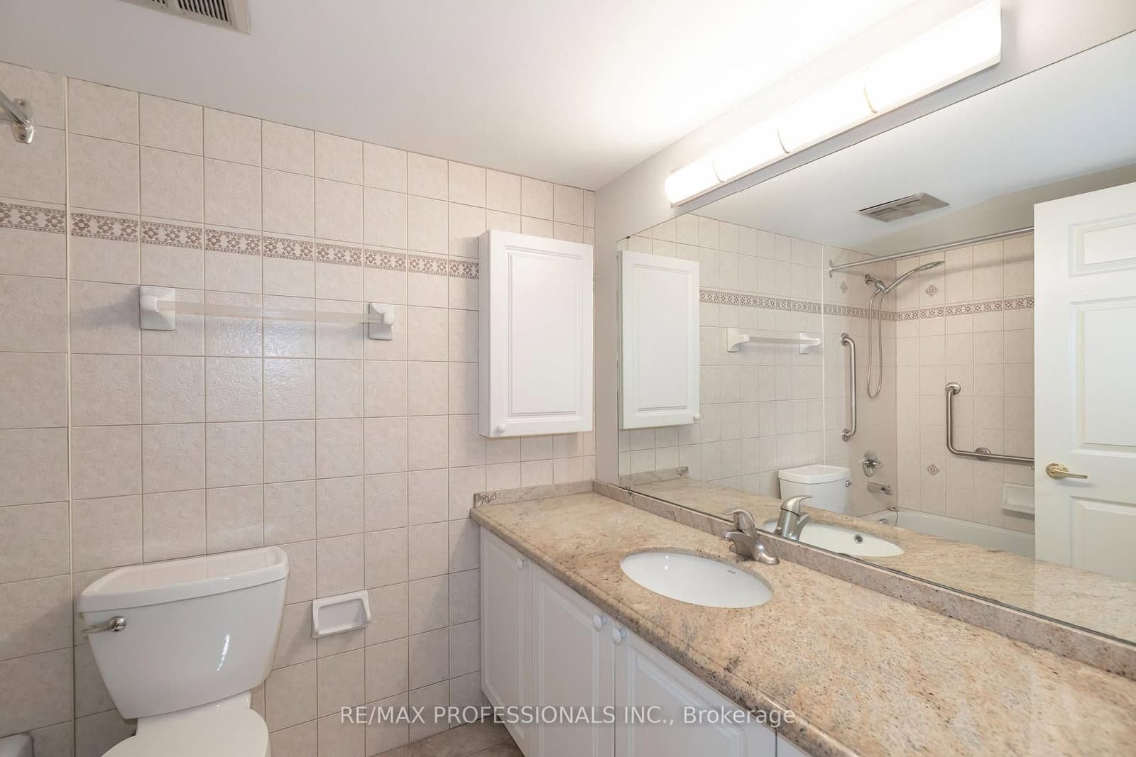 95 La Rose Avenue, Unit 105 thumbnail 21