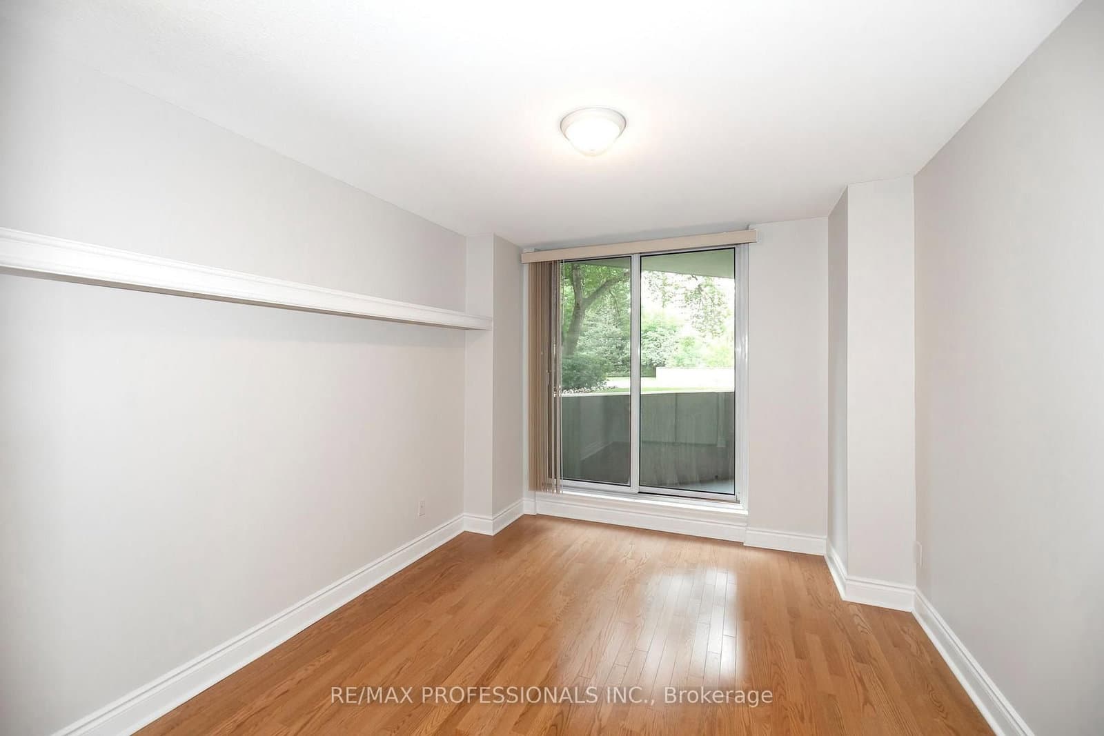 95 La Rose Avenue, Unit 105 thumbnail 24