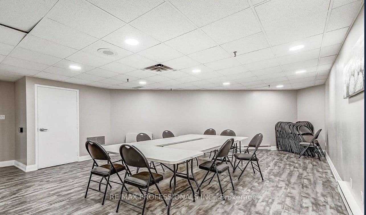 95 La Rose Avenue, Unit 105 thumbnail 33