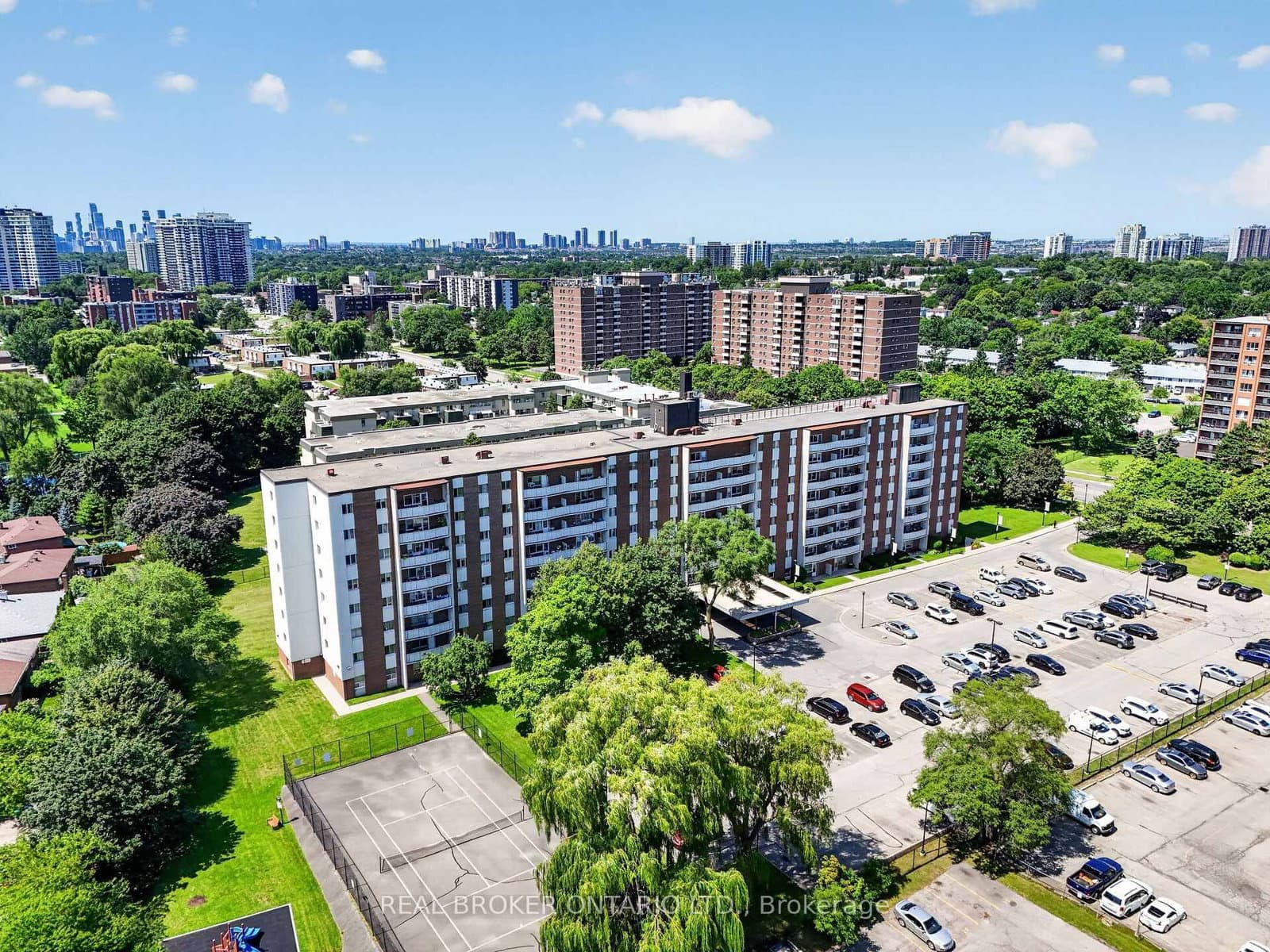 #308 - 1660 Bloor Street
