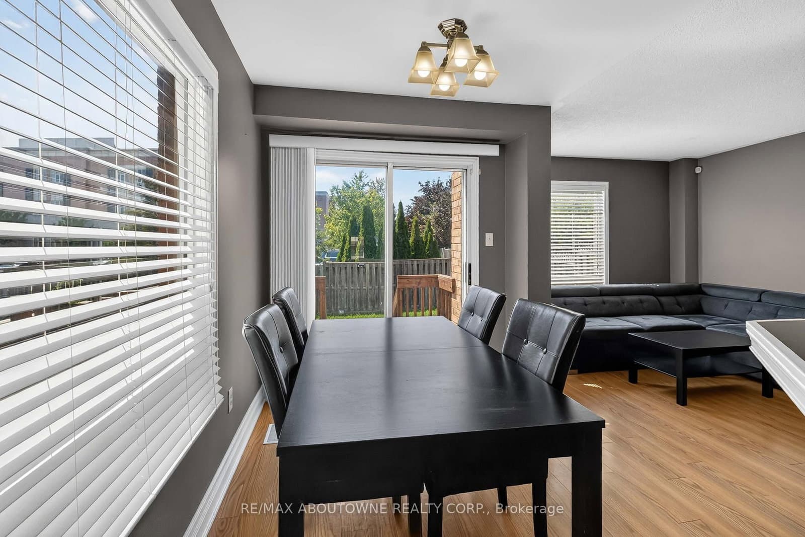 5233 Thornburn Drive thumbnail 10