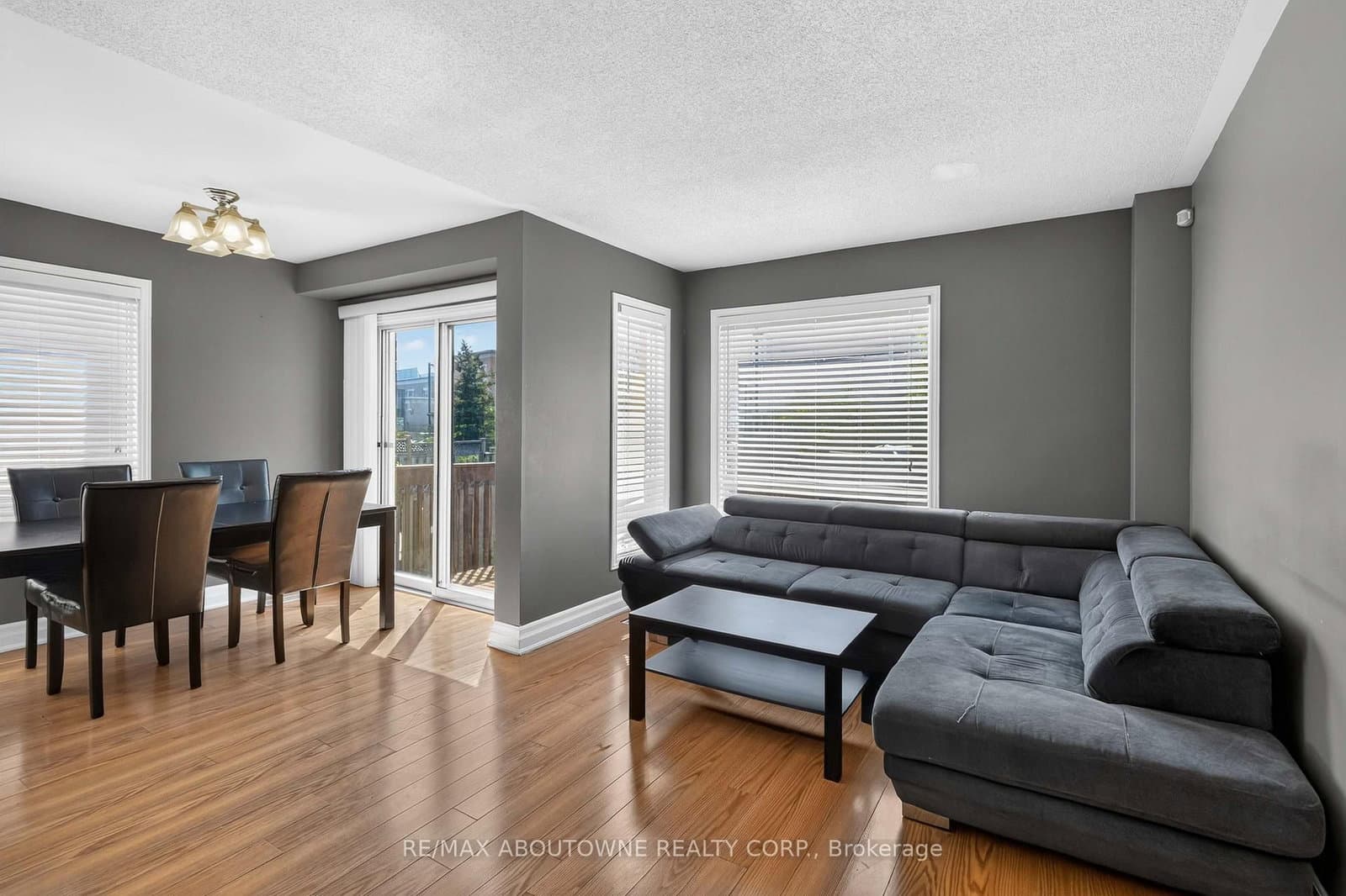 5233 Thornburn Drive thumbnail 11