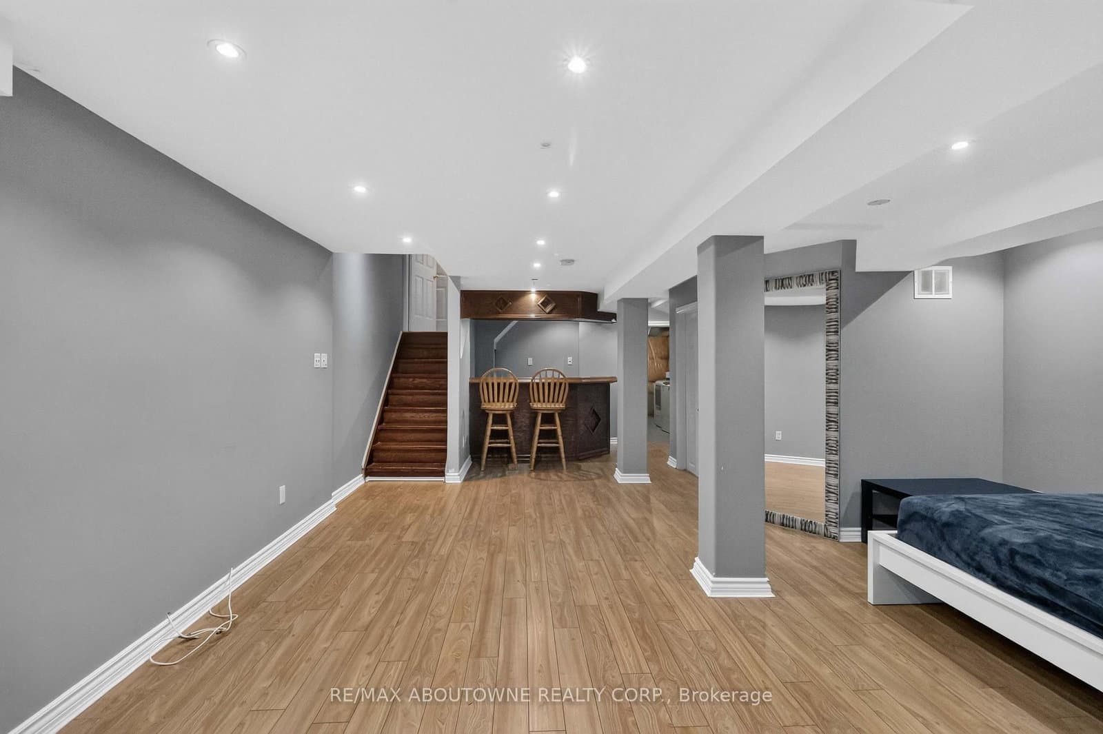 5233 Thornburn Drive thumbnail 29