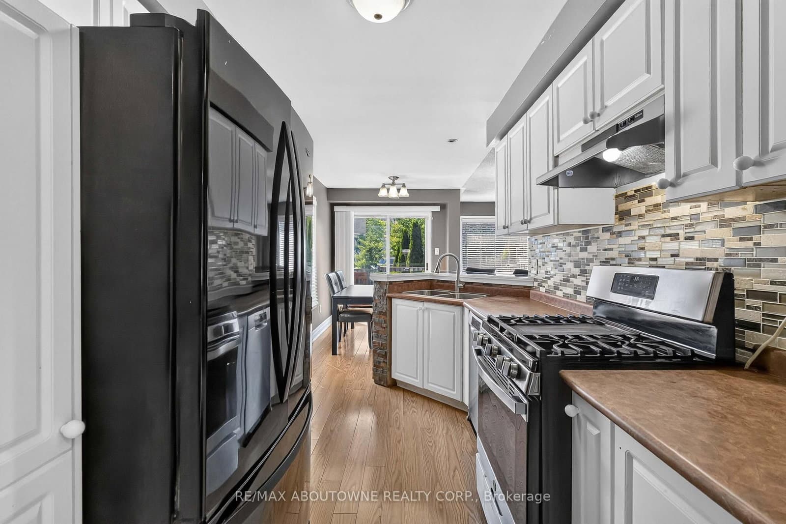 5233 Thornburn Drive thumbnail 8