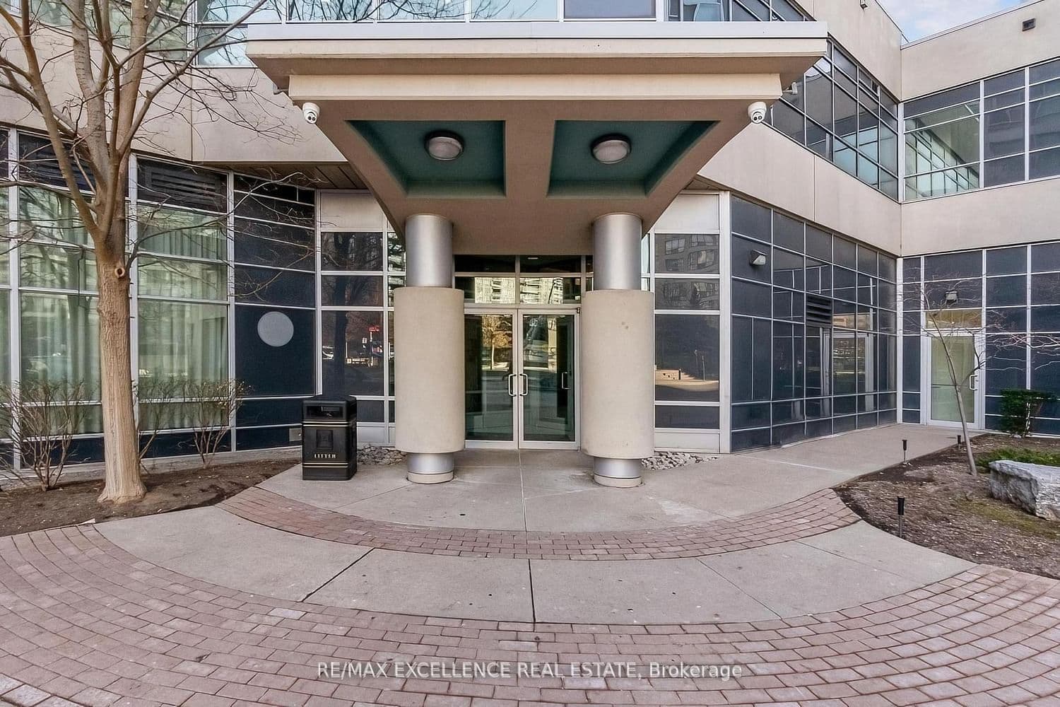 33 Elm Drive, Unit 2102 thumbnail 9