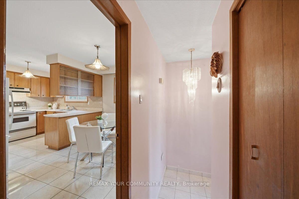 9 Hisey Crescent thumbnail 3