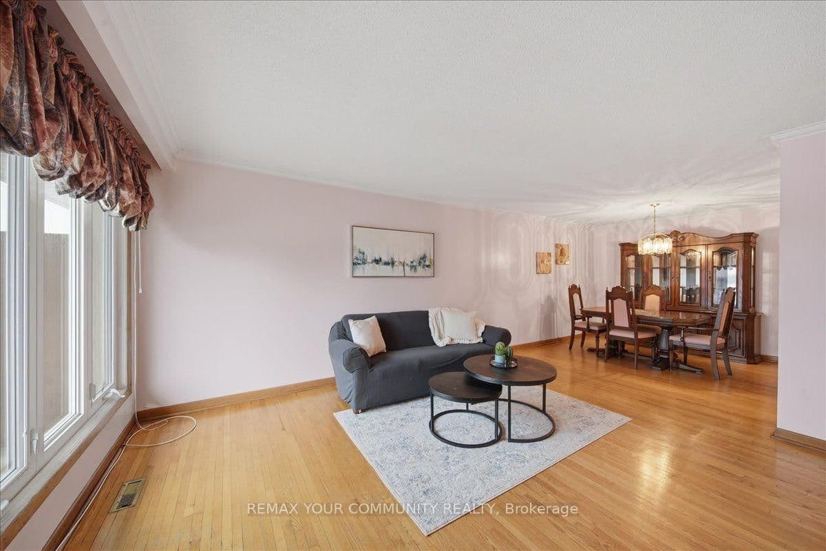 9 Hisey Crescent thumbnail 4