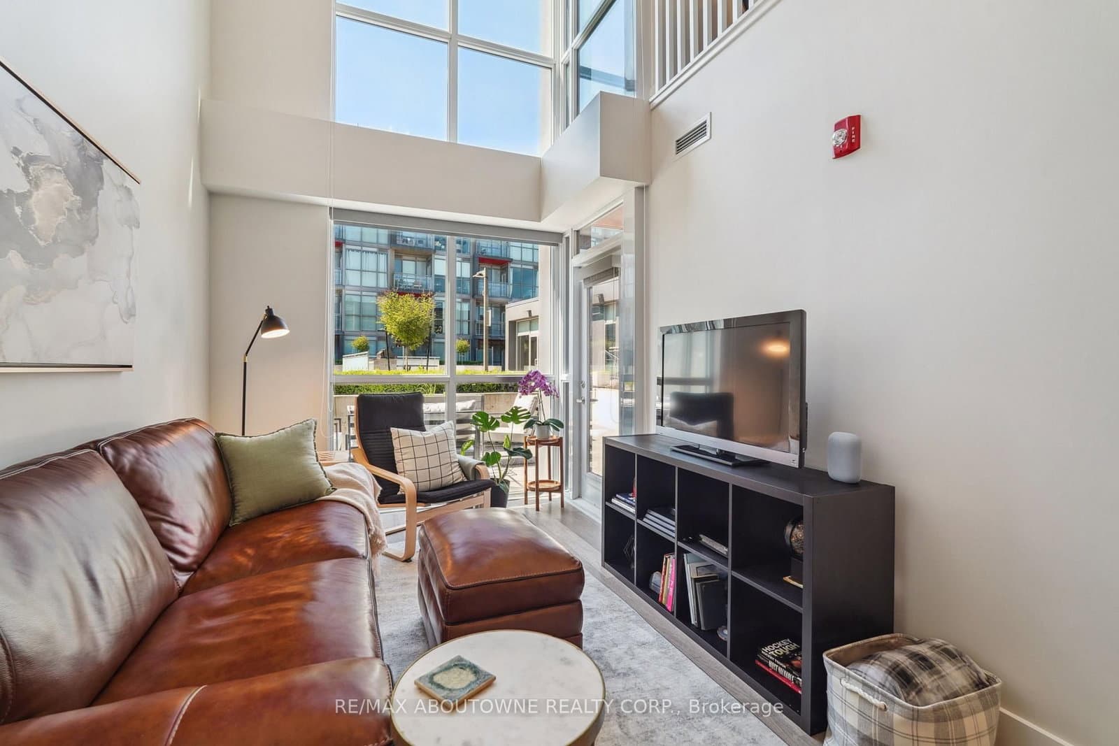 5260 Dundas Street, Unit C204 thumbnail 10