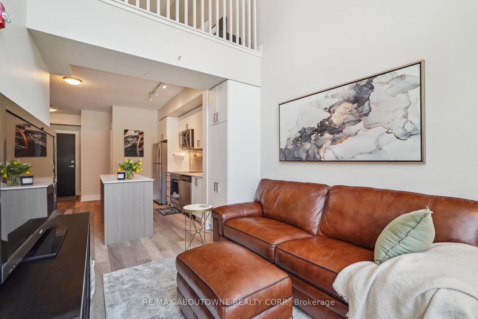 5260 Dundas Street, Unit C204 thumbnail 11