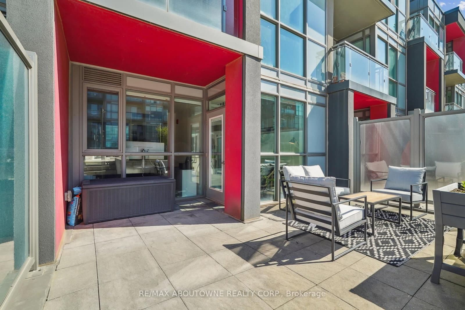 5260 Dundas Street, Unit C204 thumbnail 12