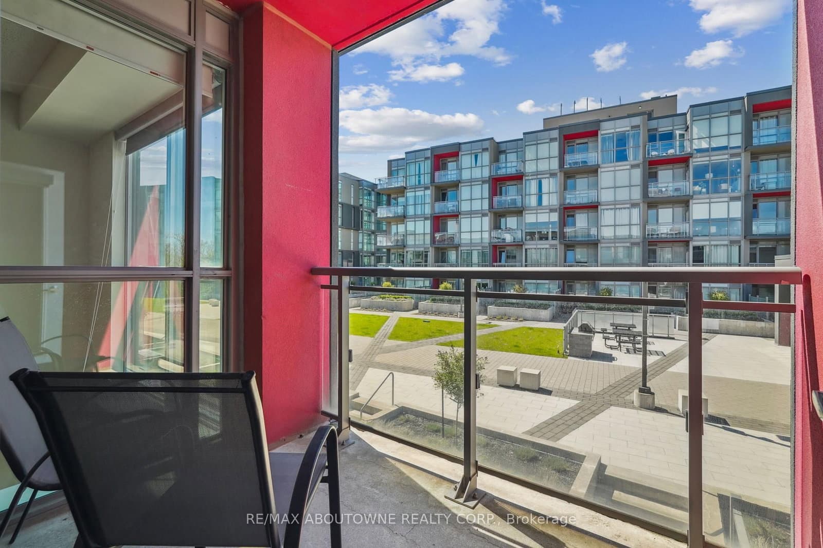 5260 Dundas Street, Unit C204 thumbnail 21