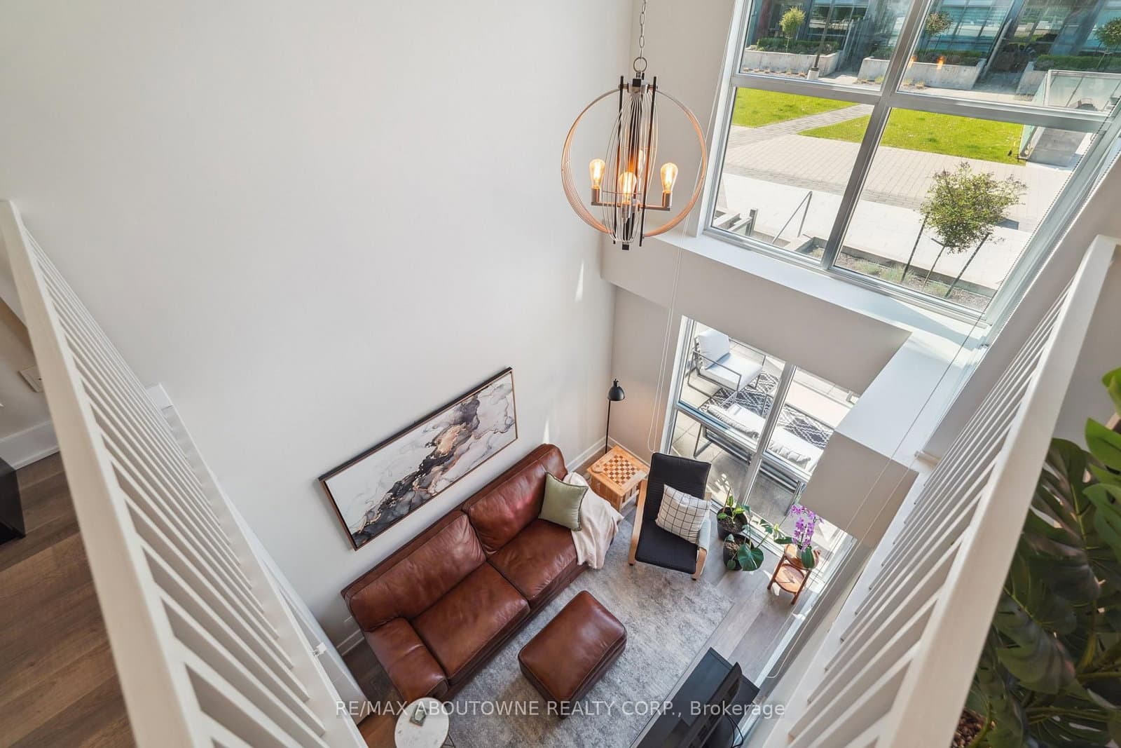 5260 Dundas Street, Unit C204 thumbnail 22