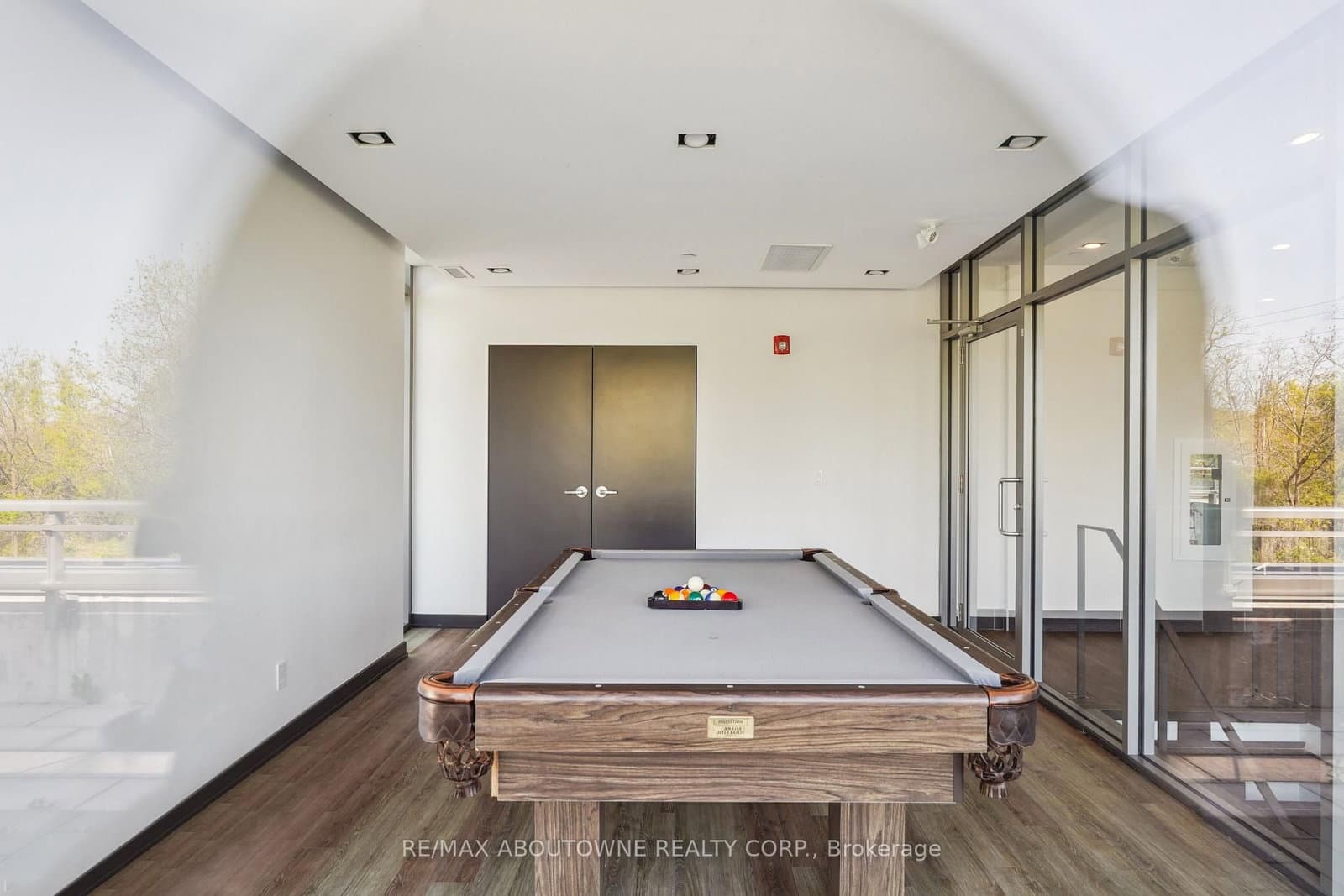 5260 Dundas Street, Unit C204 thumbnail 28