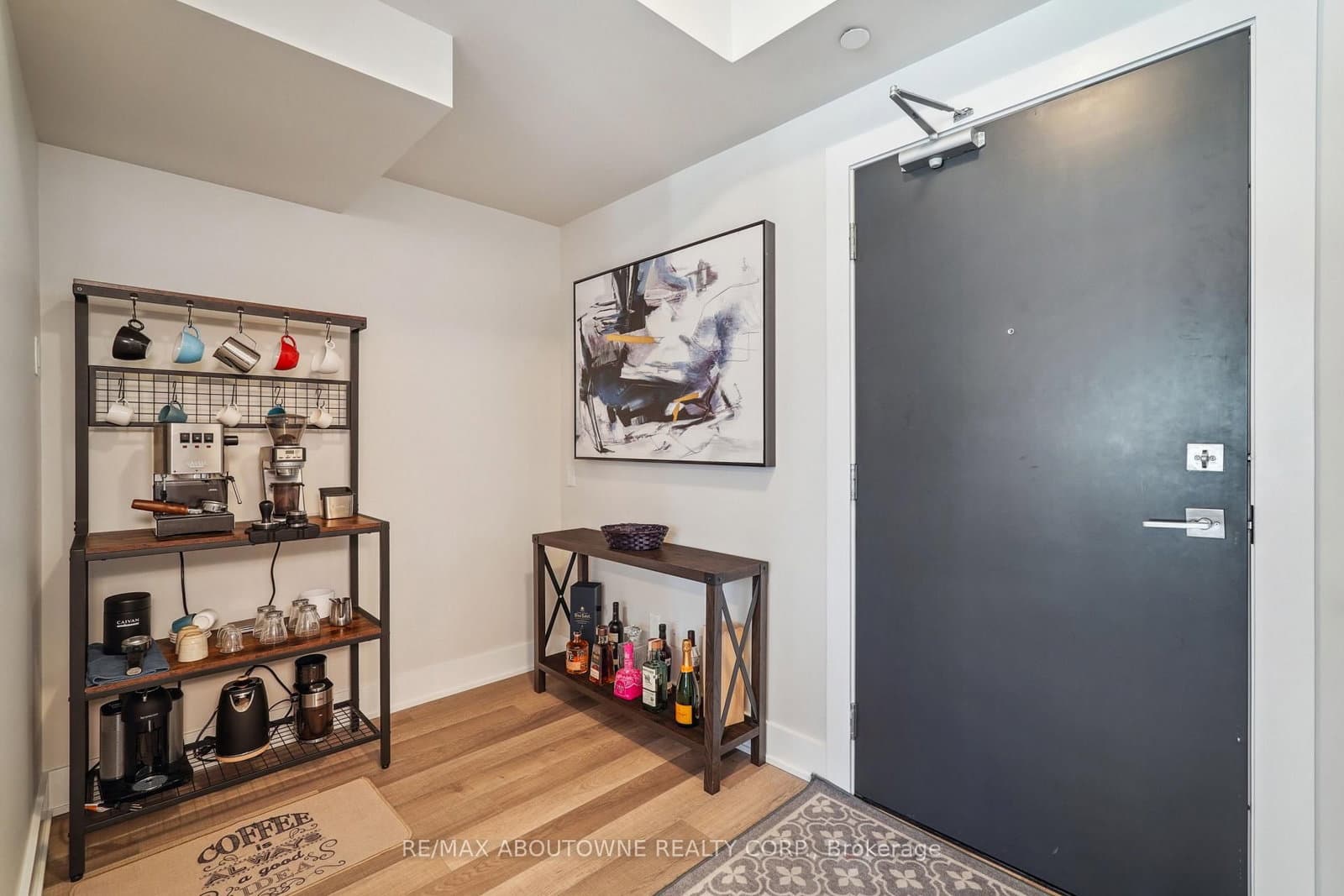 5260 Dundas Street, Unit C204 thumbnail 4