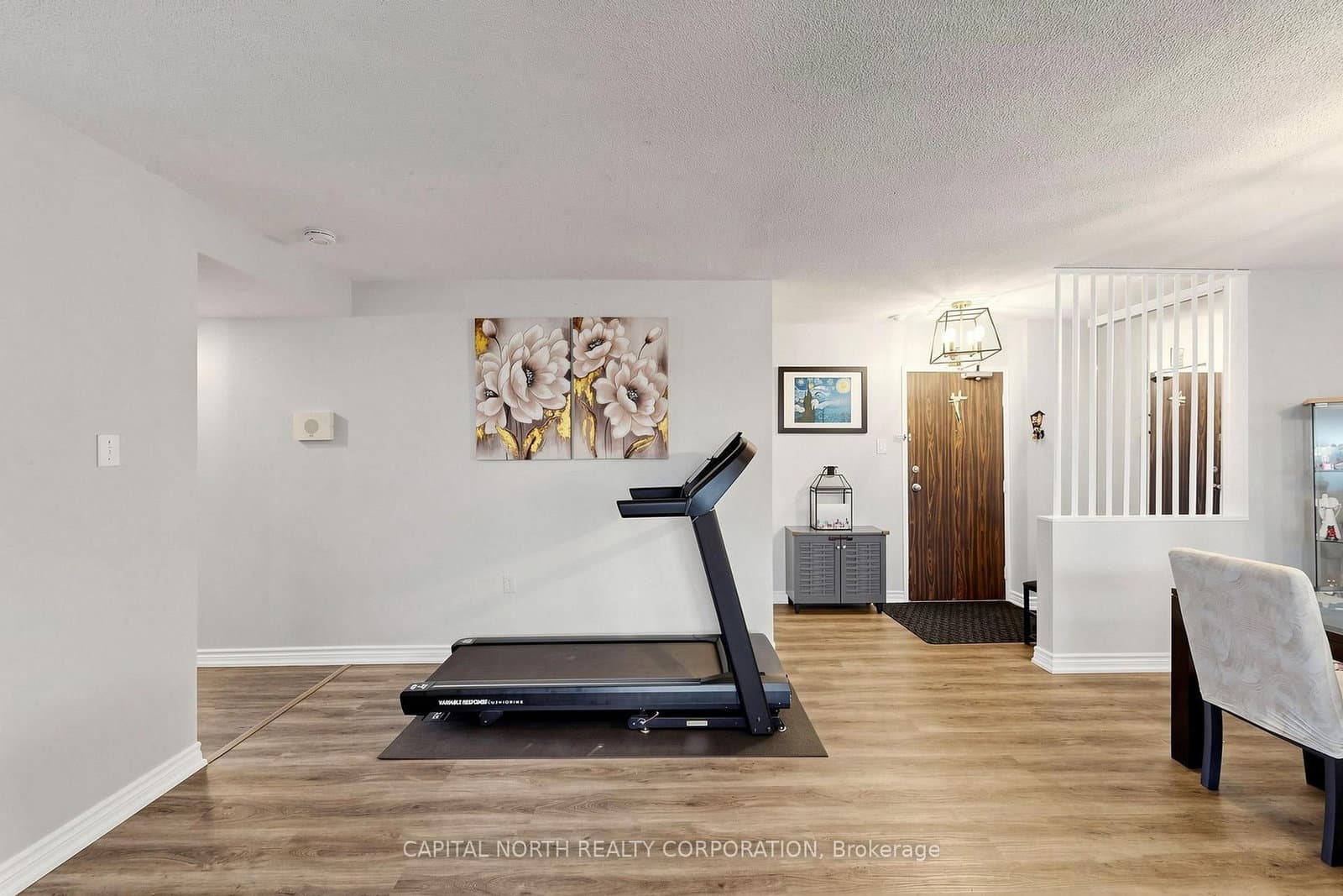 21 Knightsbridge Road, Unit 1502 thumbnail 5