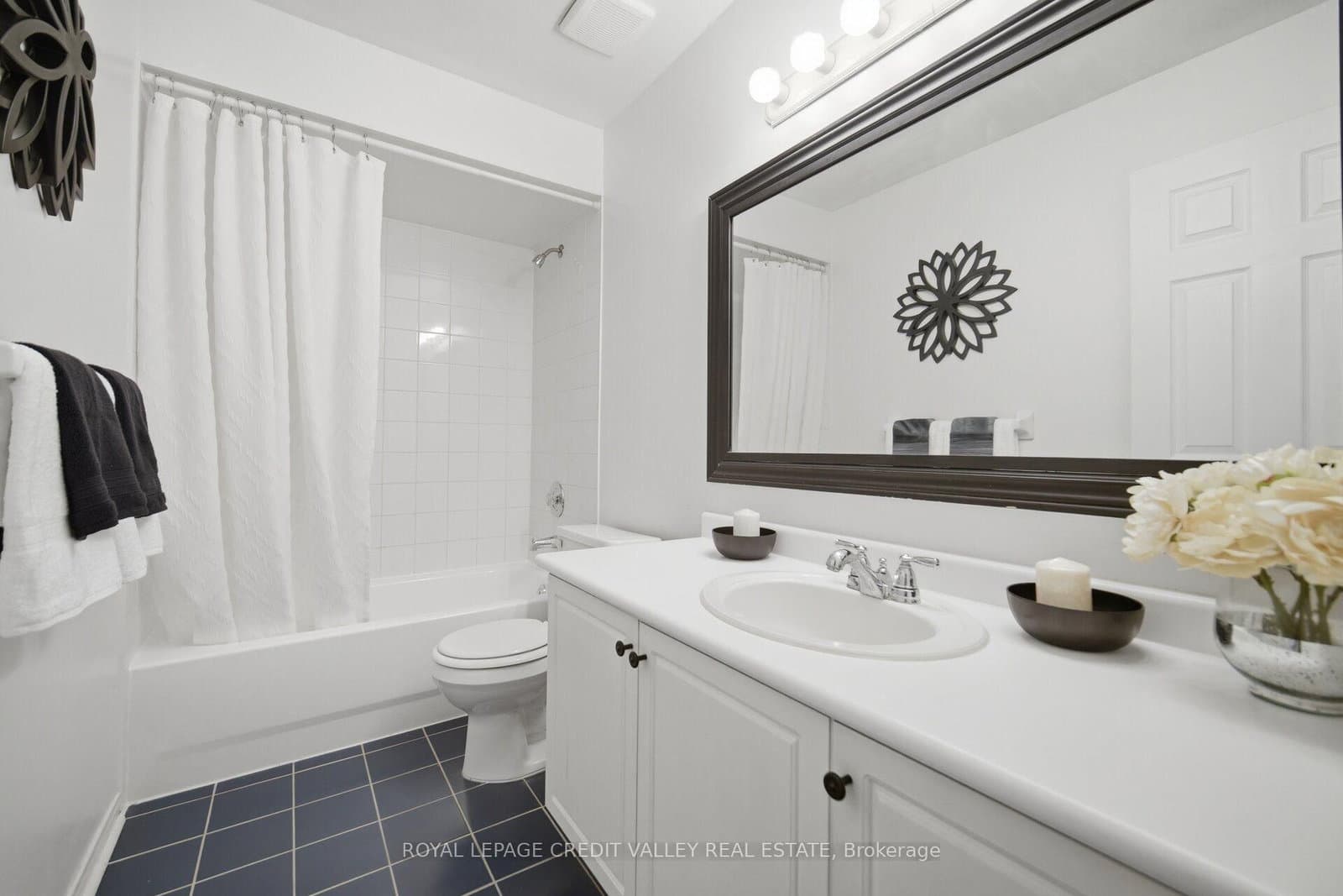 43 Flemington Drive E thumbnail 29
