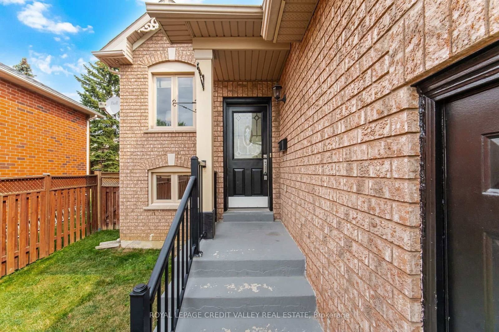 43 Flemington Drive E thumbnail 4