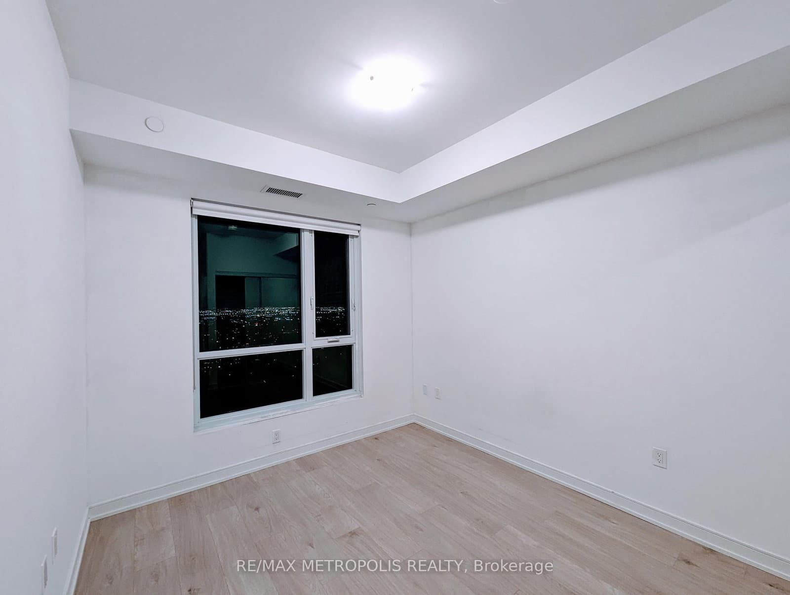 8 Nahani Way, Unit 3403 thumbnail 11