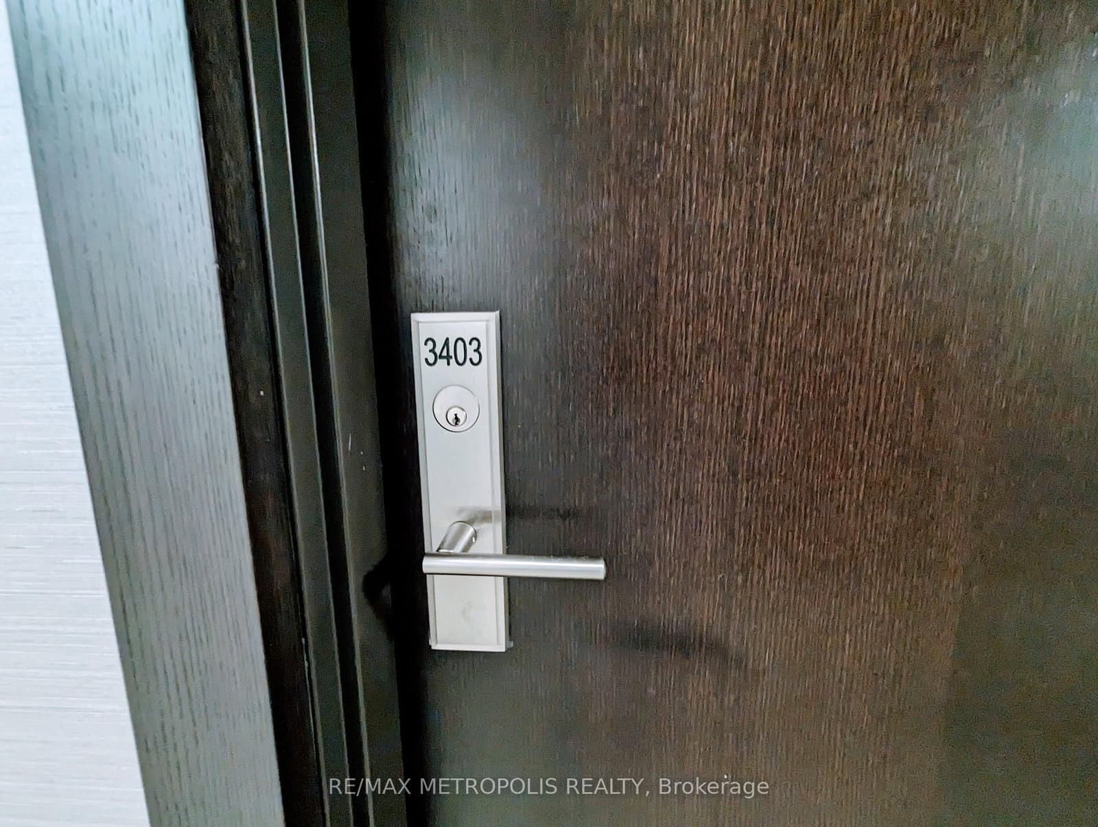 8 Nahani Way, Unit 3403 thumbnail 2