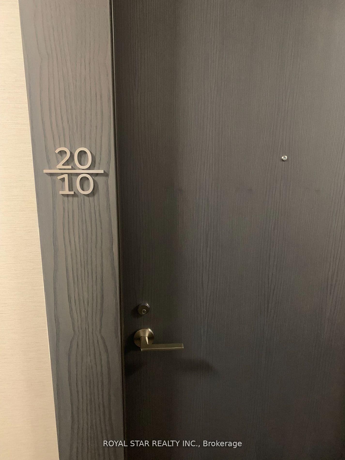 7 Mabelle Avenue, Unit 2010 thumbnail 12