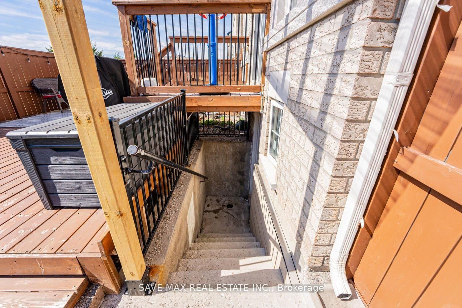 20 Desert Garden Drive, Unit Basement thumbnail 6