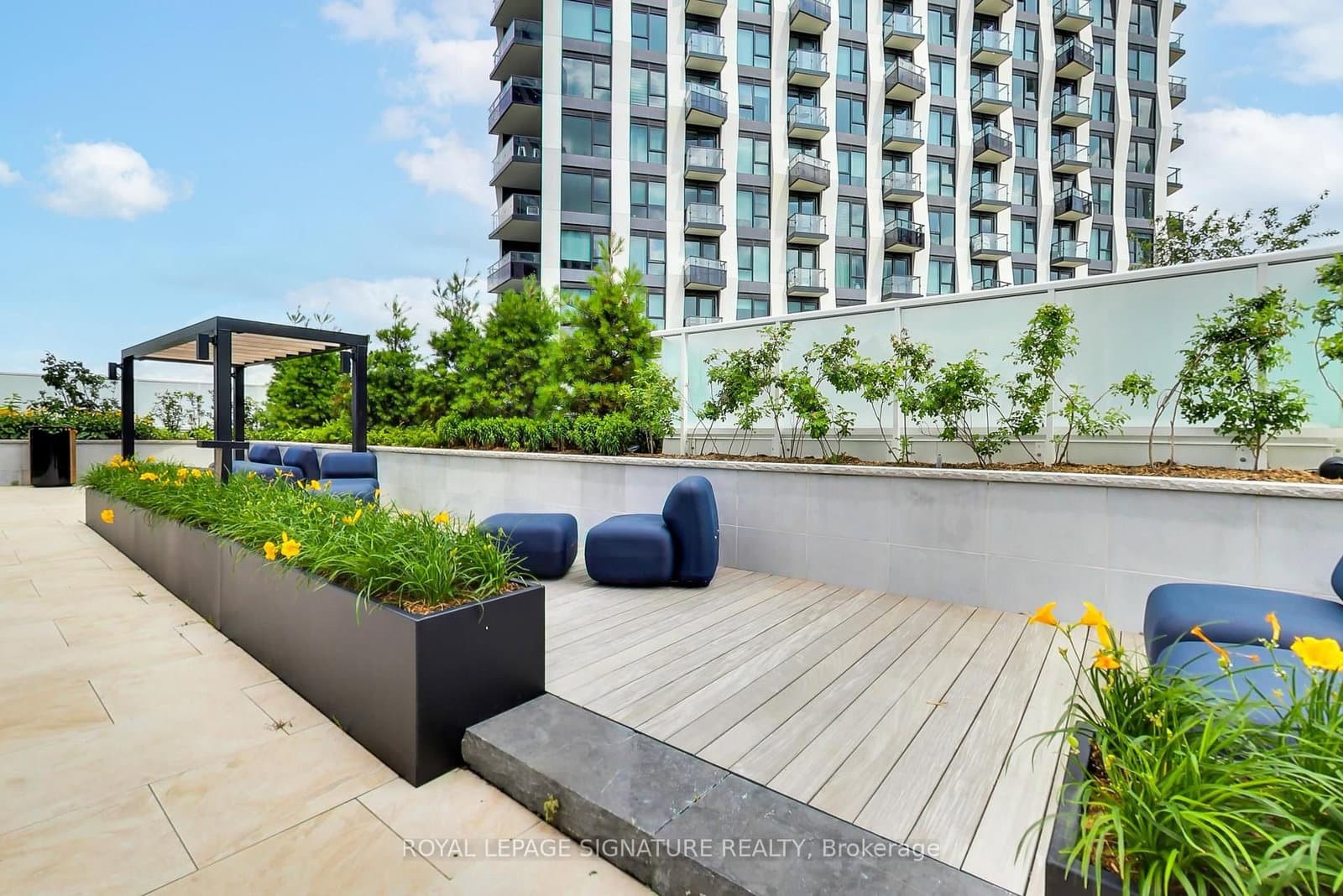 25 Cordova Avenue, Unit PH04 thumbnail 32