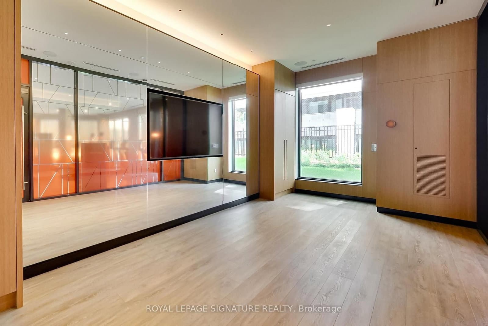 25 Cordova Avenue, Unit PH04 thumbnail 44