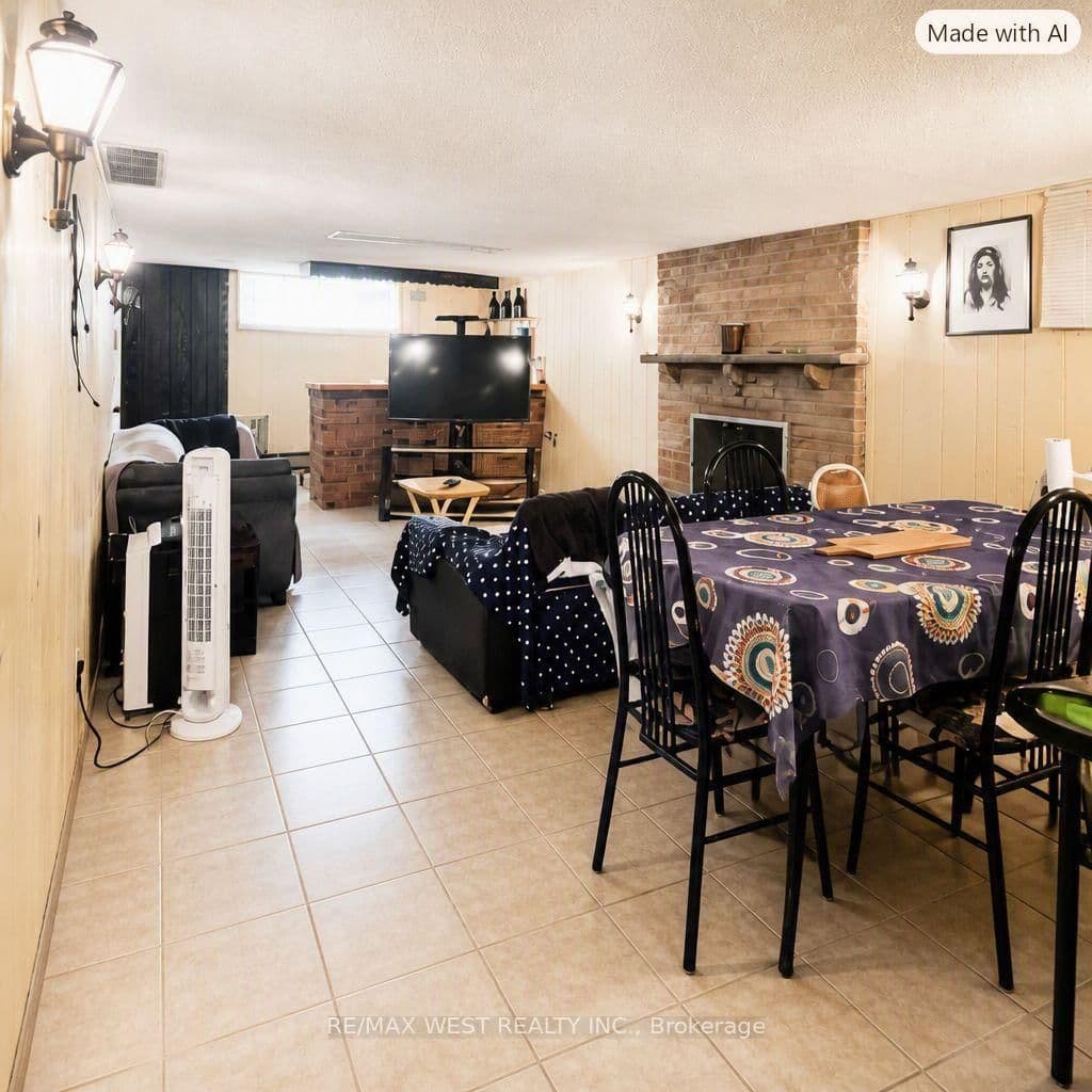65 Ridge Point Crescent thumbnail 3