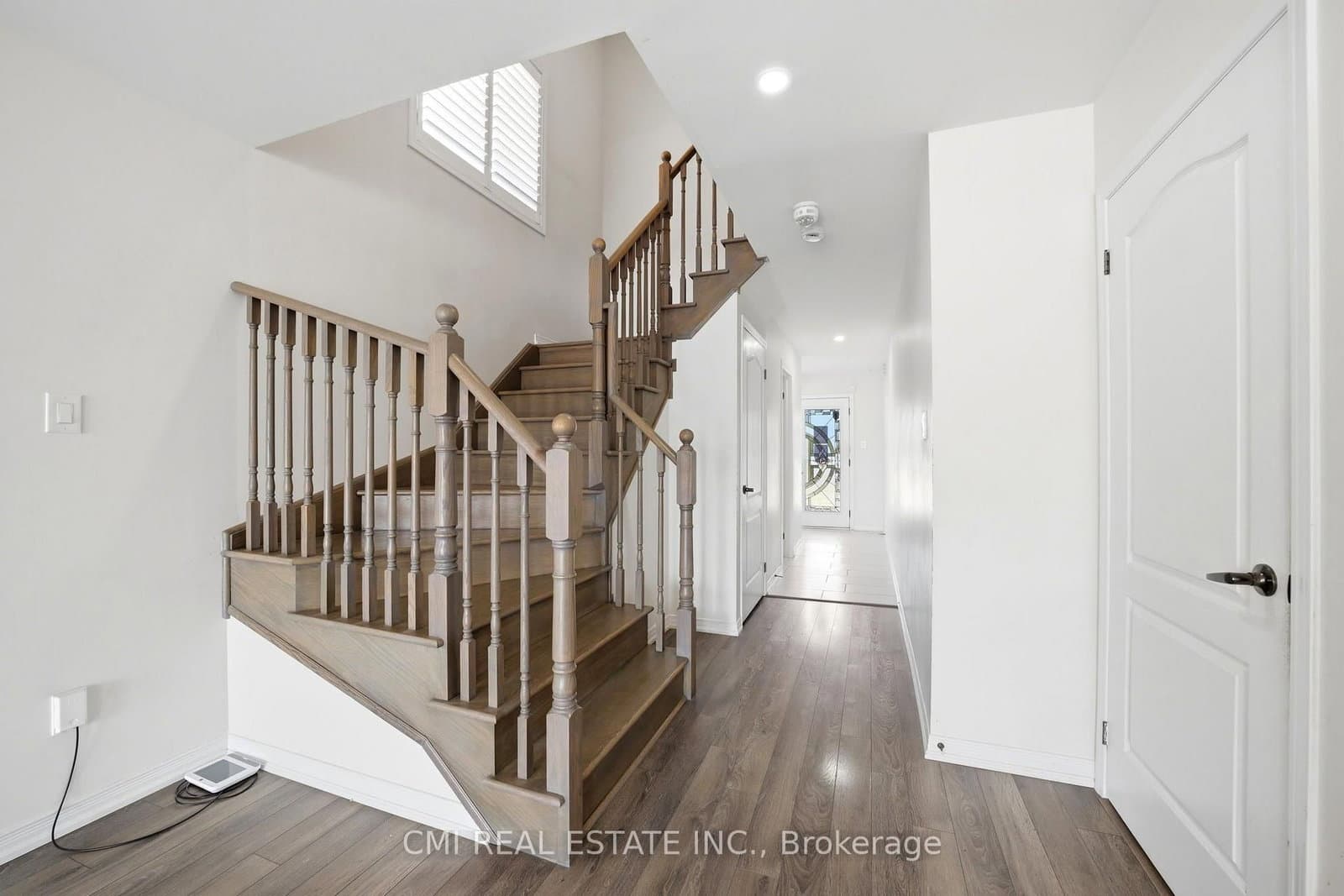 162 Golden Springs Drive thumbnail 15