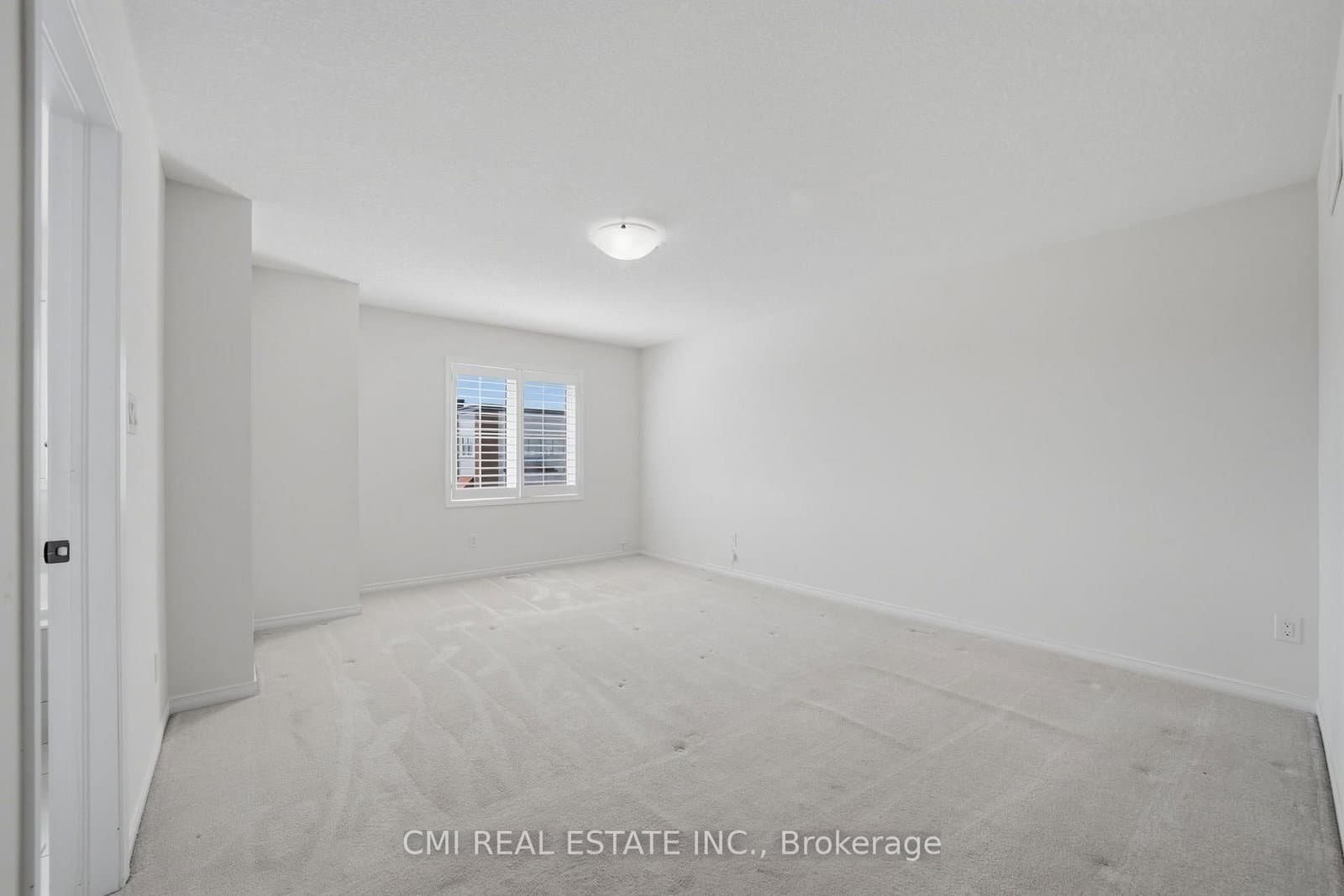 162 Golden Springs Drive thumbnail 27