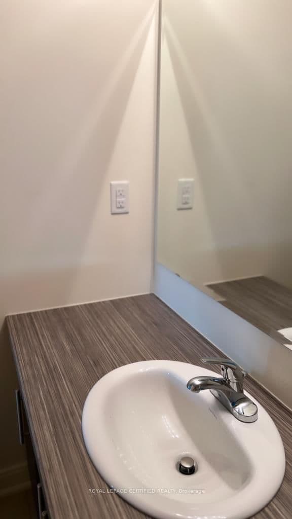 100 Dufay Road, Unit 86 thumbnail 4