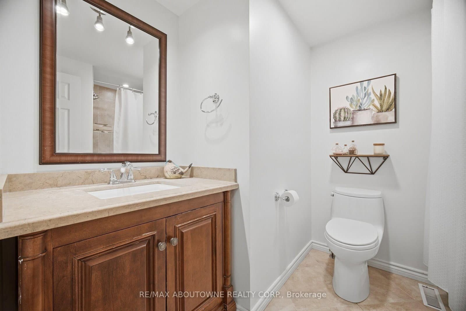 6298 Starfield Crescent thumbnail 22