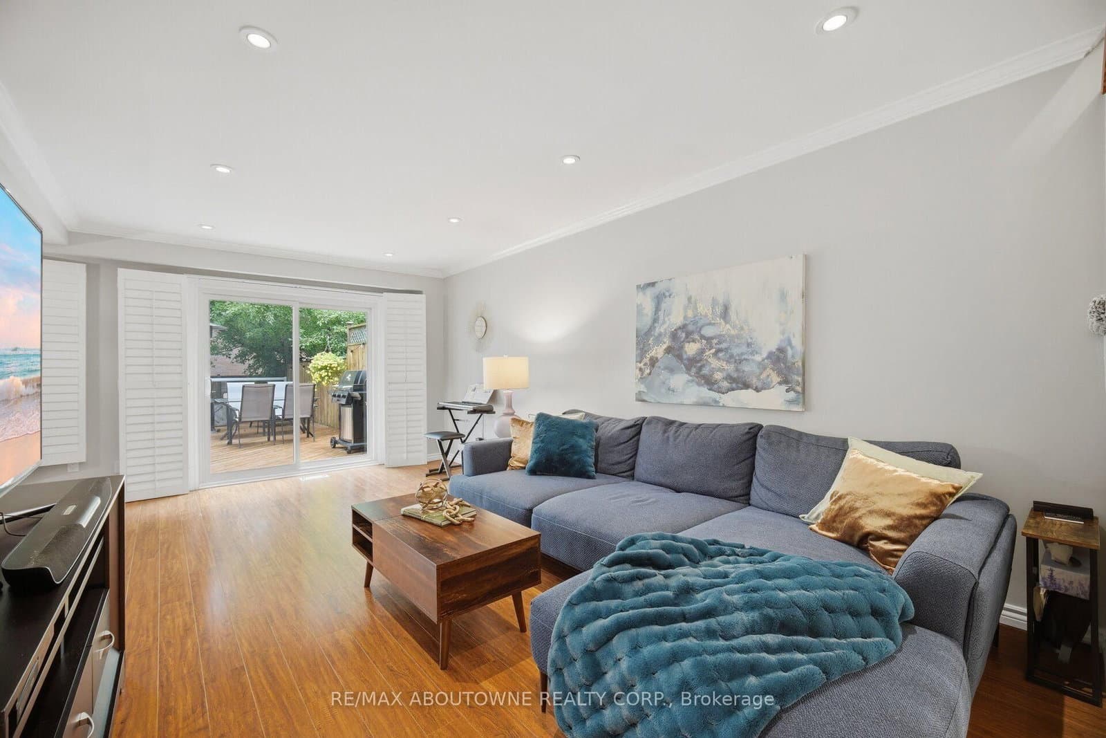 6298 Starfield Crescent thumbnail 6