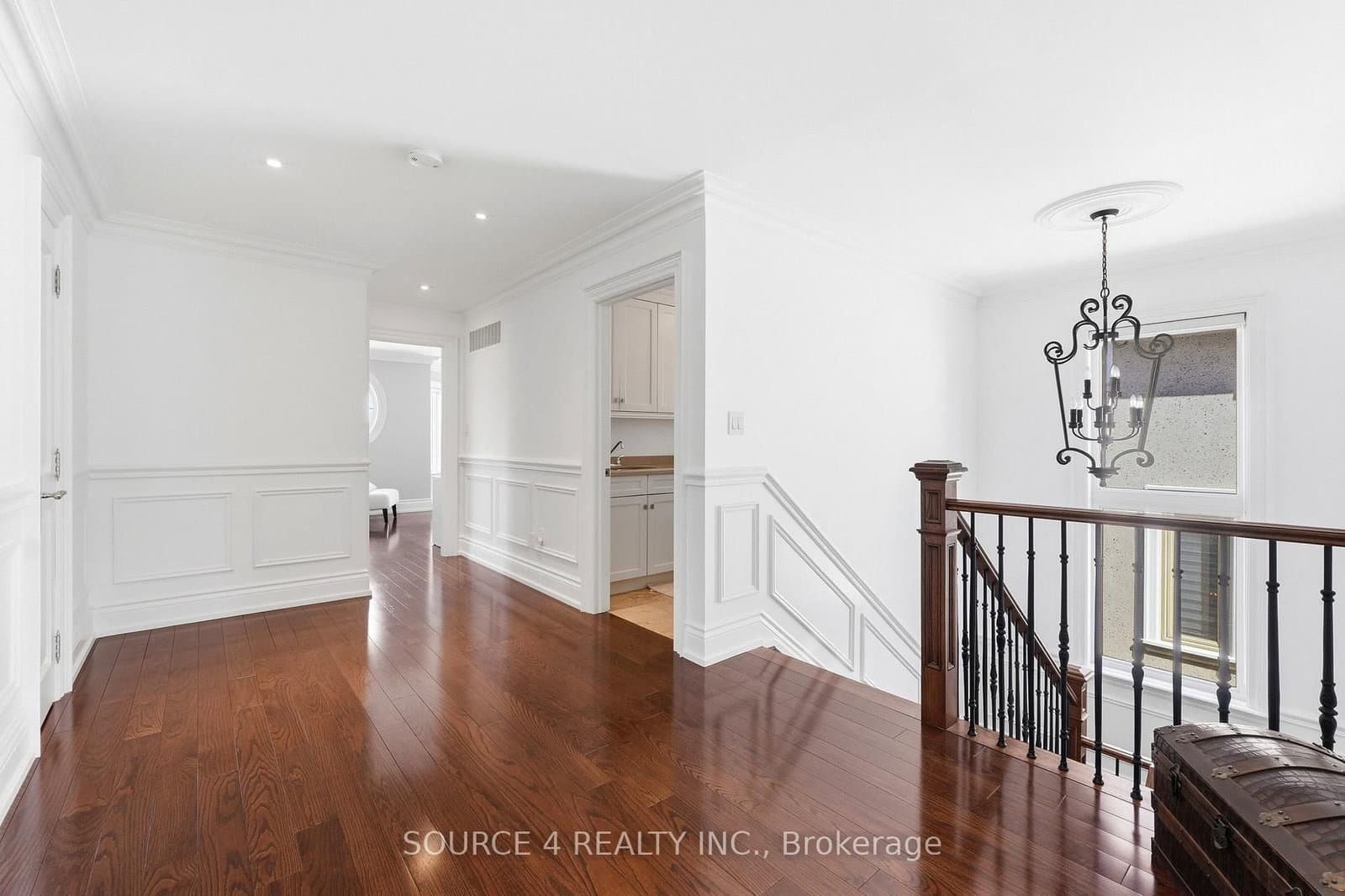 39 Amesbury Drive thumbnail 19