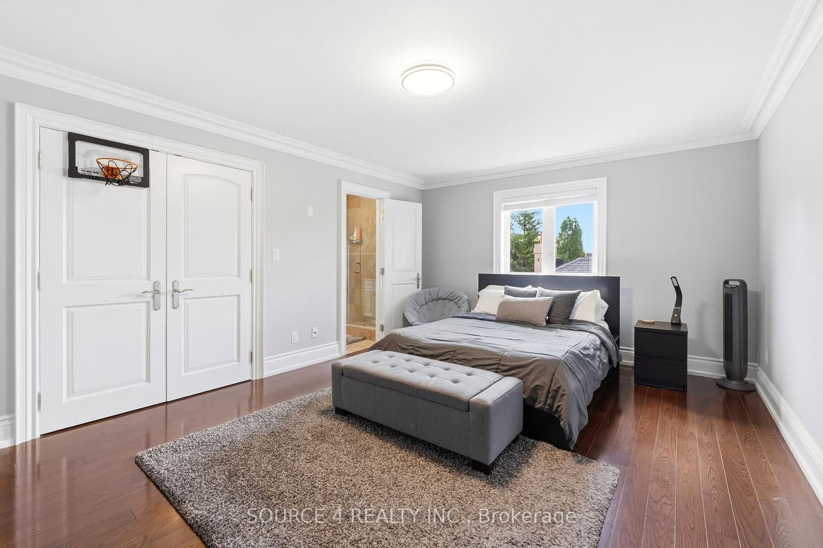 39 Amesbury Drive thumbnail 29